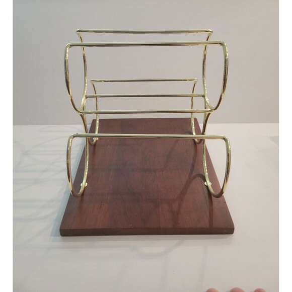 Short Stories Countertop Wine Rack 3 Bottles Gold Tone Metal on Wood - Picture 2 of 7